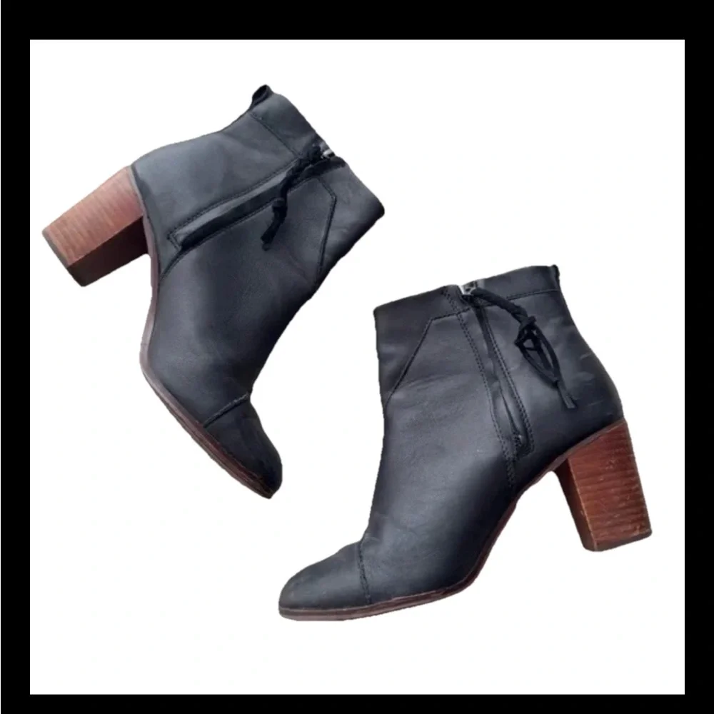 Tom’s “LUNATA” Boho Black Leather Side Zip Tassel Ankle Boots Booties 7.5